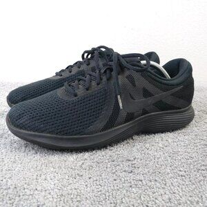 Nike Revolution 4 Mens Size 10.5 Running Shoes Athletic Sneakers Triple Black
